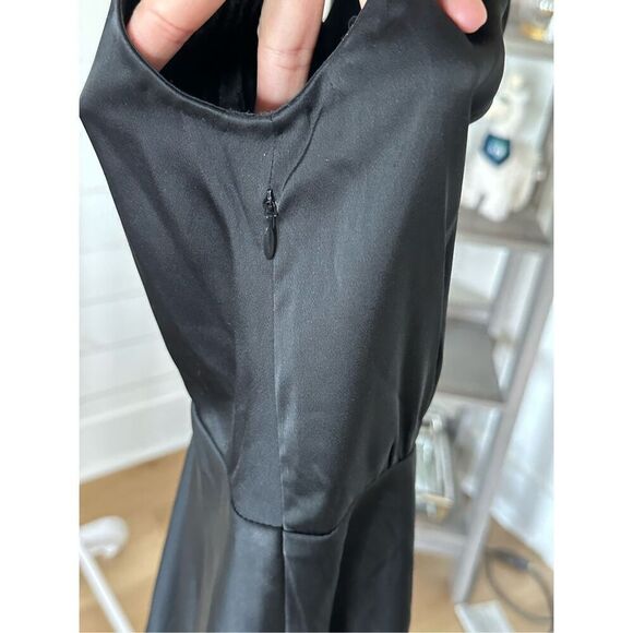 3.1 PHILLIP LIM V-Neck Satin Sleeveless Peplum Tank Womens 2 Black‎ - Picture 5 of 7